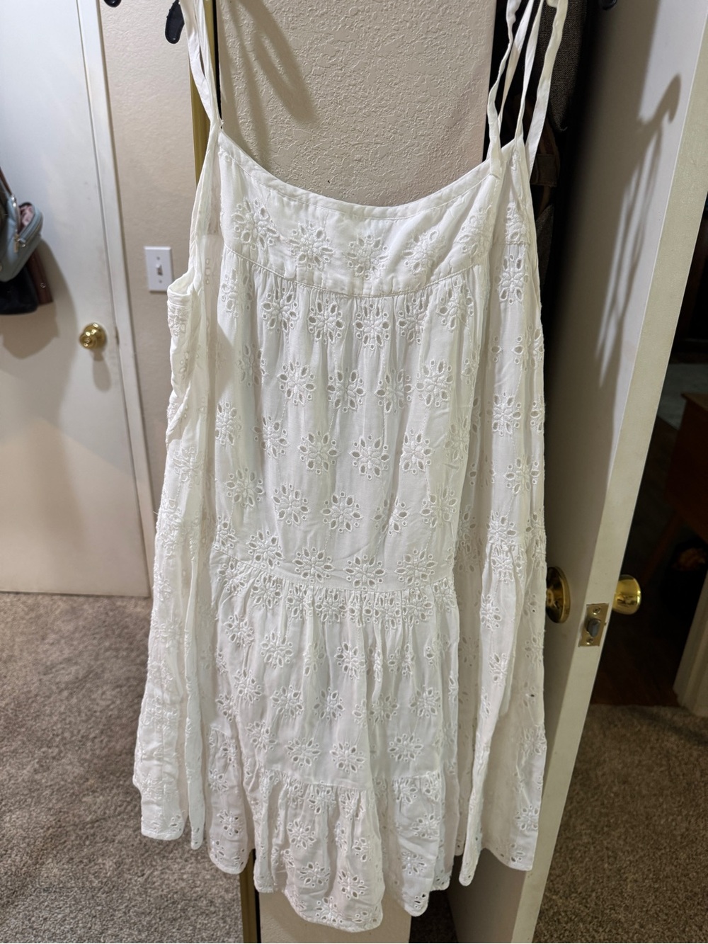 Lucky Brand Women’s M White Eyelet Tiered Sundress